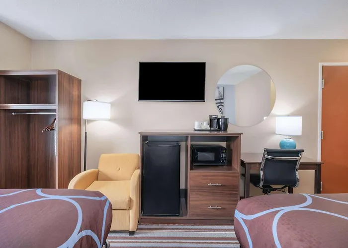Super 8 By Wyndham
