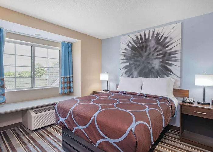 Super 8 By Wyndham 2*